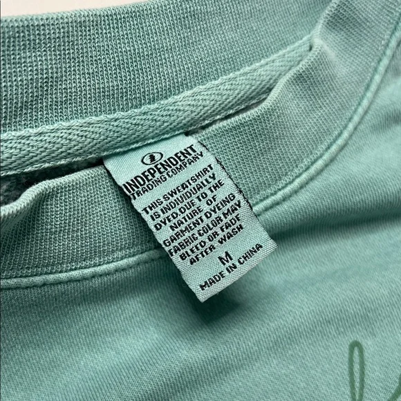 Max-Grinch Christmas Sweatshirt - Picture 3 of 4